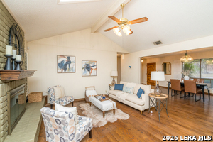 2131 Oak Wild